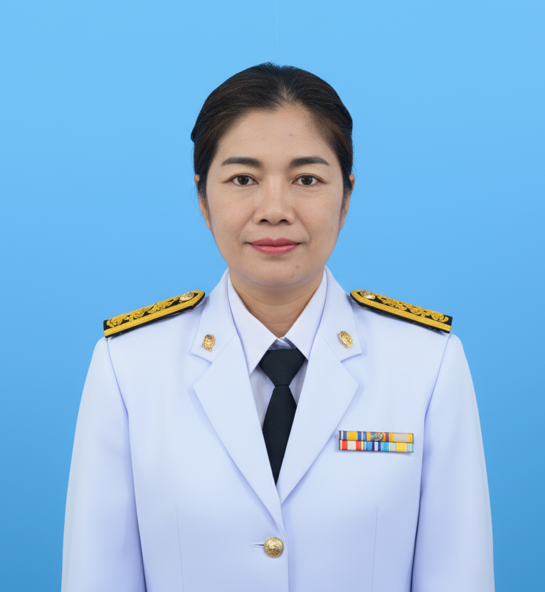 นางสุรีรัตน์  ศรีนาง